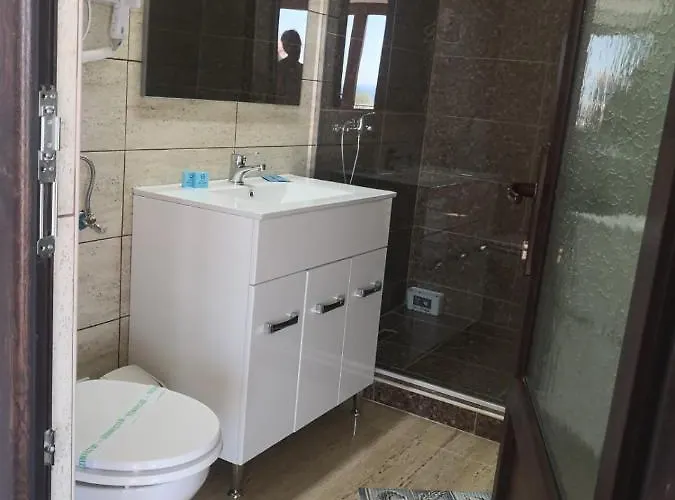 La John Szálloda 2*