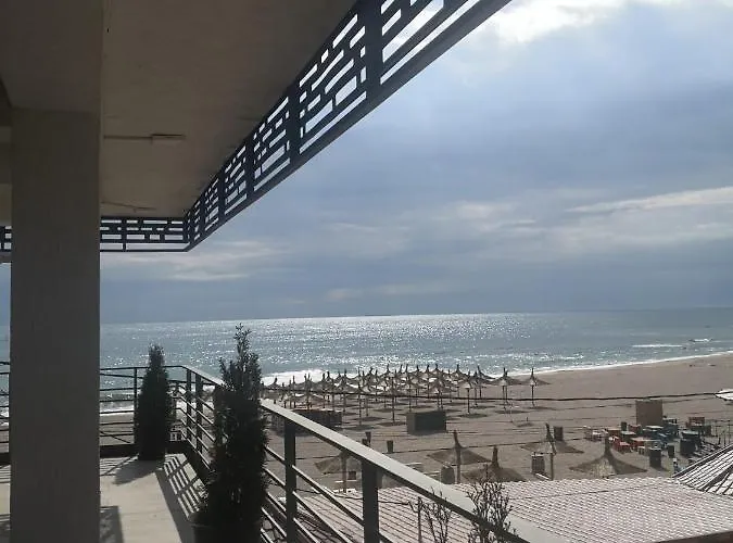 La John Szálloda Vama Veche